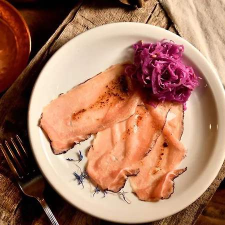 Rifugio Lou Lindal 酒店 *