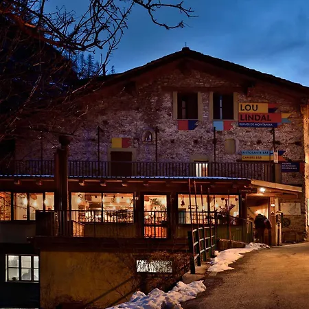 Rifugio Lou Lindal 酒店