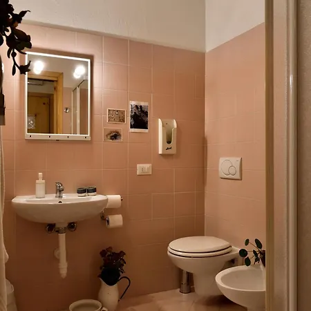 酒店 Rifugio Lou Lindal