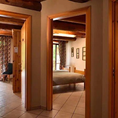 Rifugio Lou Lindal 酒店