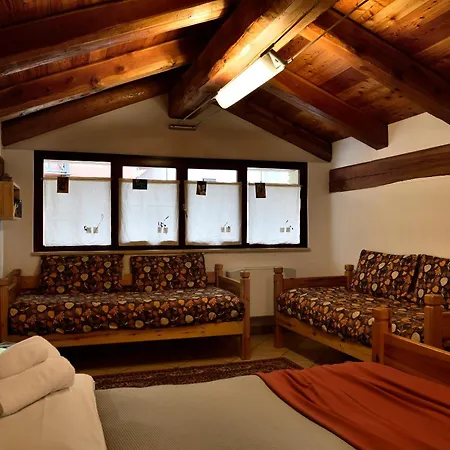 Szálloda Rifugio Lou Lindal *